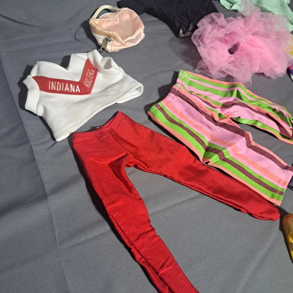 Unbranded doll clothes